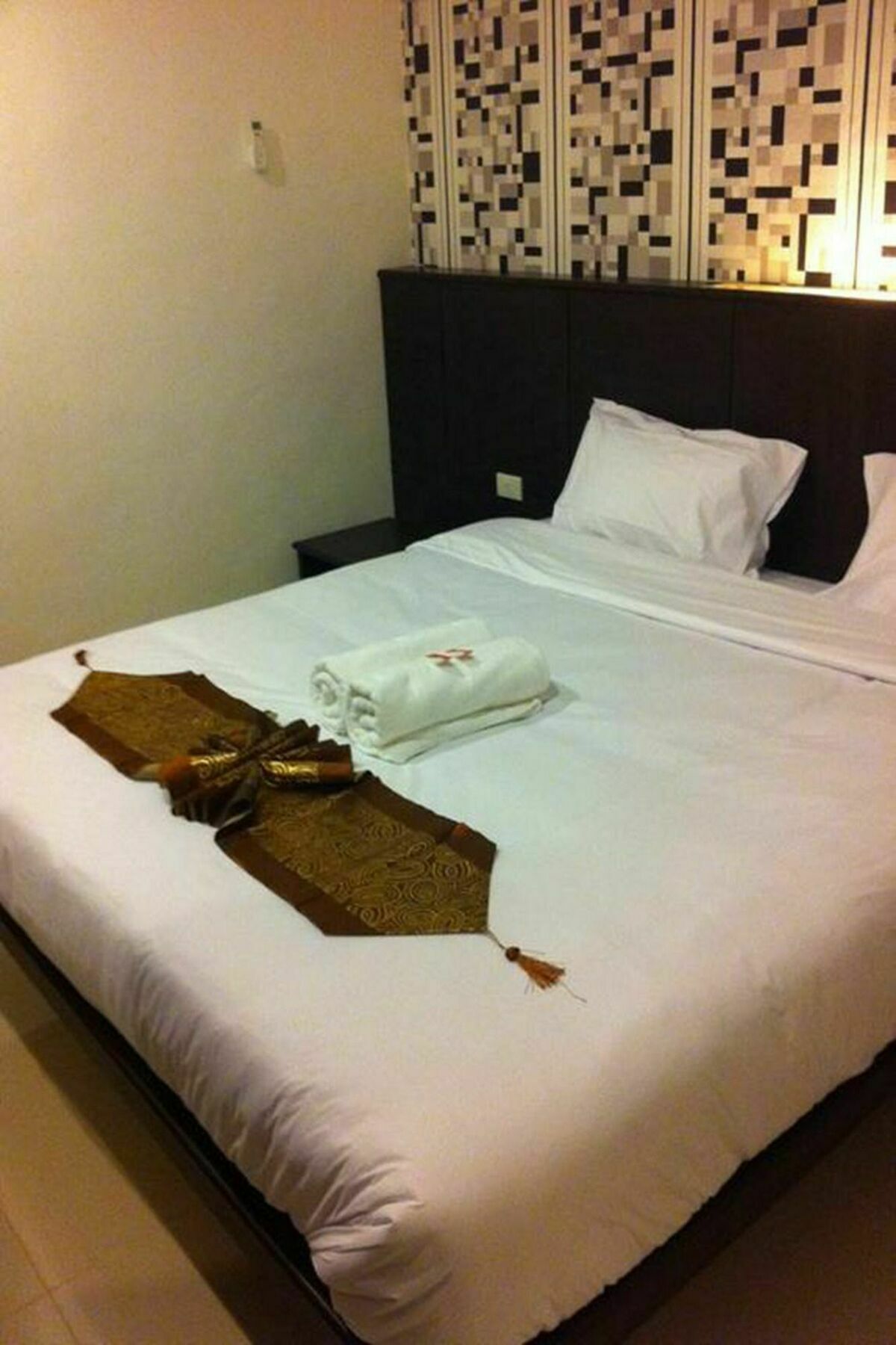 Phuthara Mansion Apartment Phuket Bagian luar foto