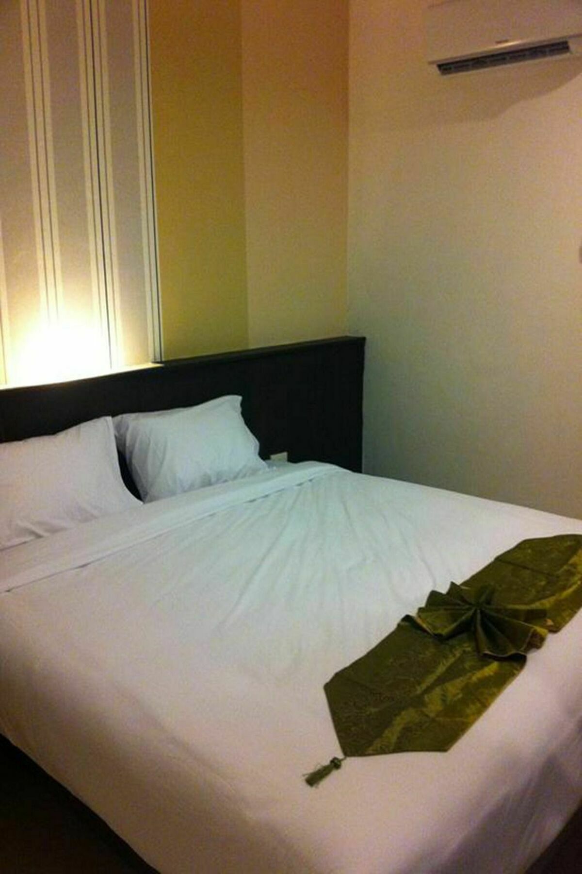 Phuthara Mansion Apartment Phuket Bagian luar foto